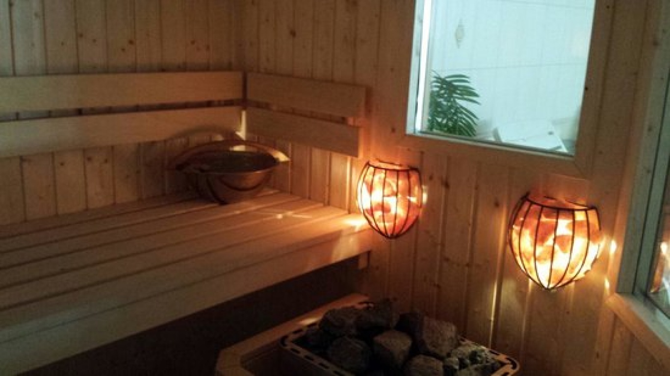 SAUNA